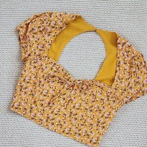 Floral Yellow Top, Size Medium